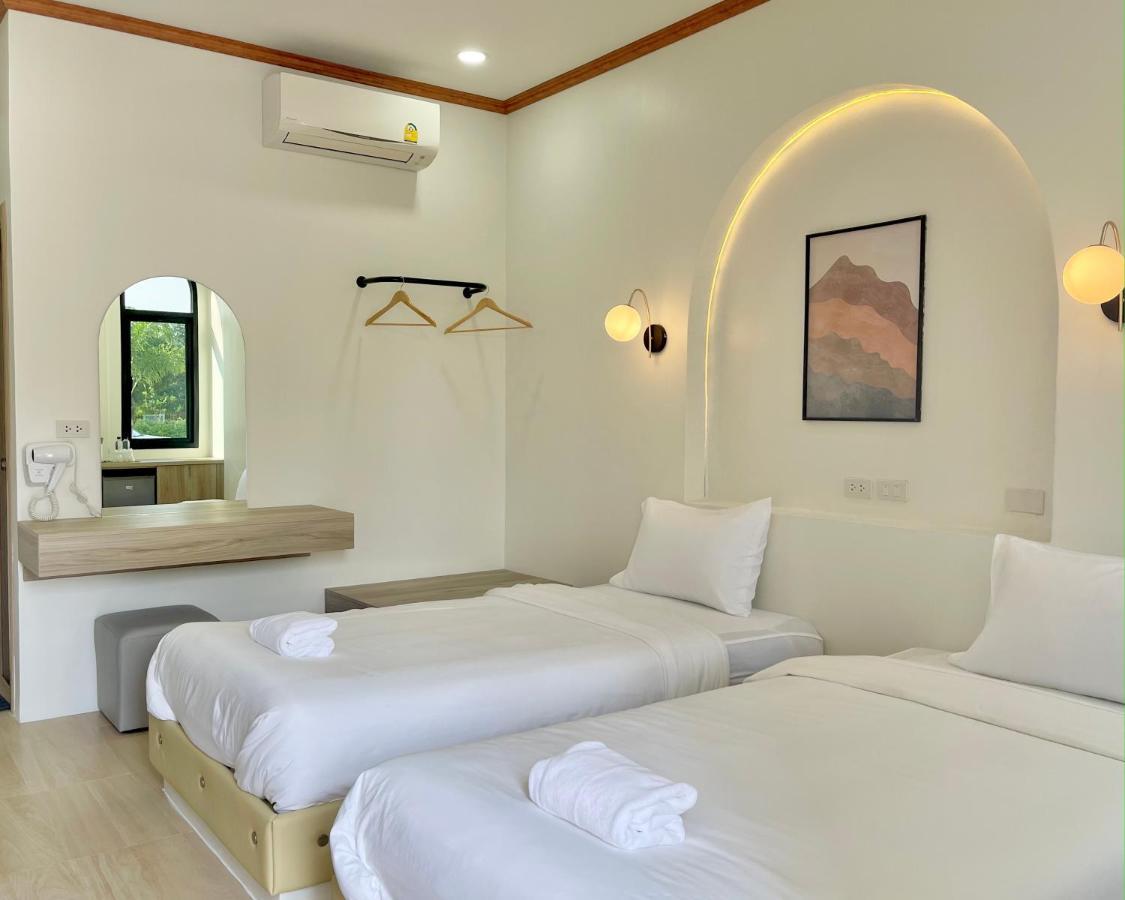 Hotel สต็อกโฮม เขาใหญ่ Pak Chong Exterior foto